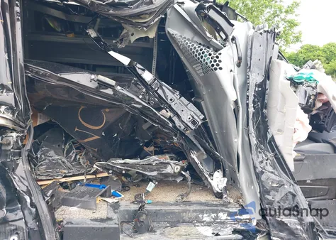 2018 Ford Transit-250 z USA, uszkodzony, nr VIN 1FTYR2CM1JKA03238